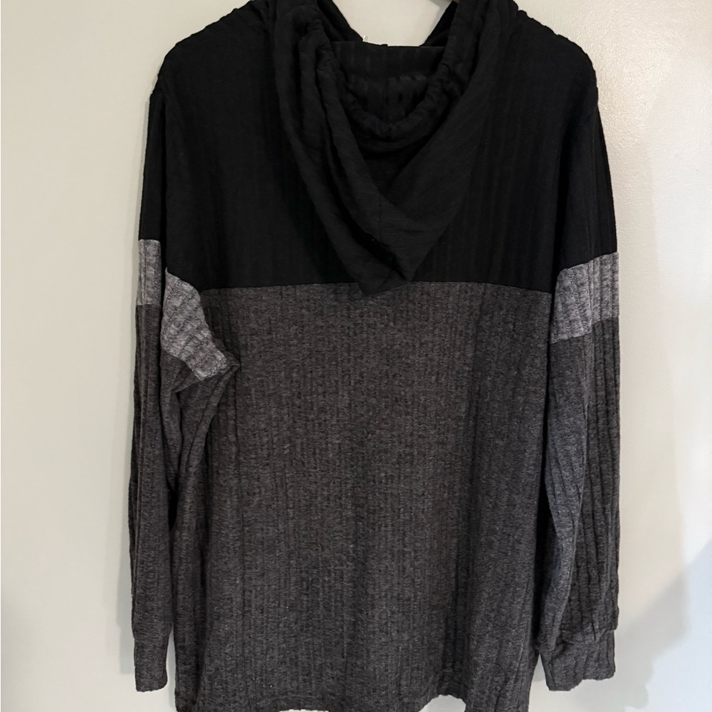 Men’s Black and Gray Hooded Sweater - Picture 3 of 8